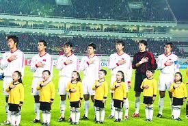 中国女子冰壶队世锦赛摘铜 直通2026米兰冬奥会